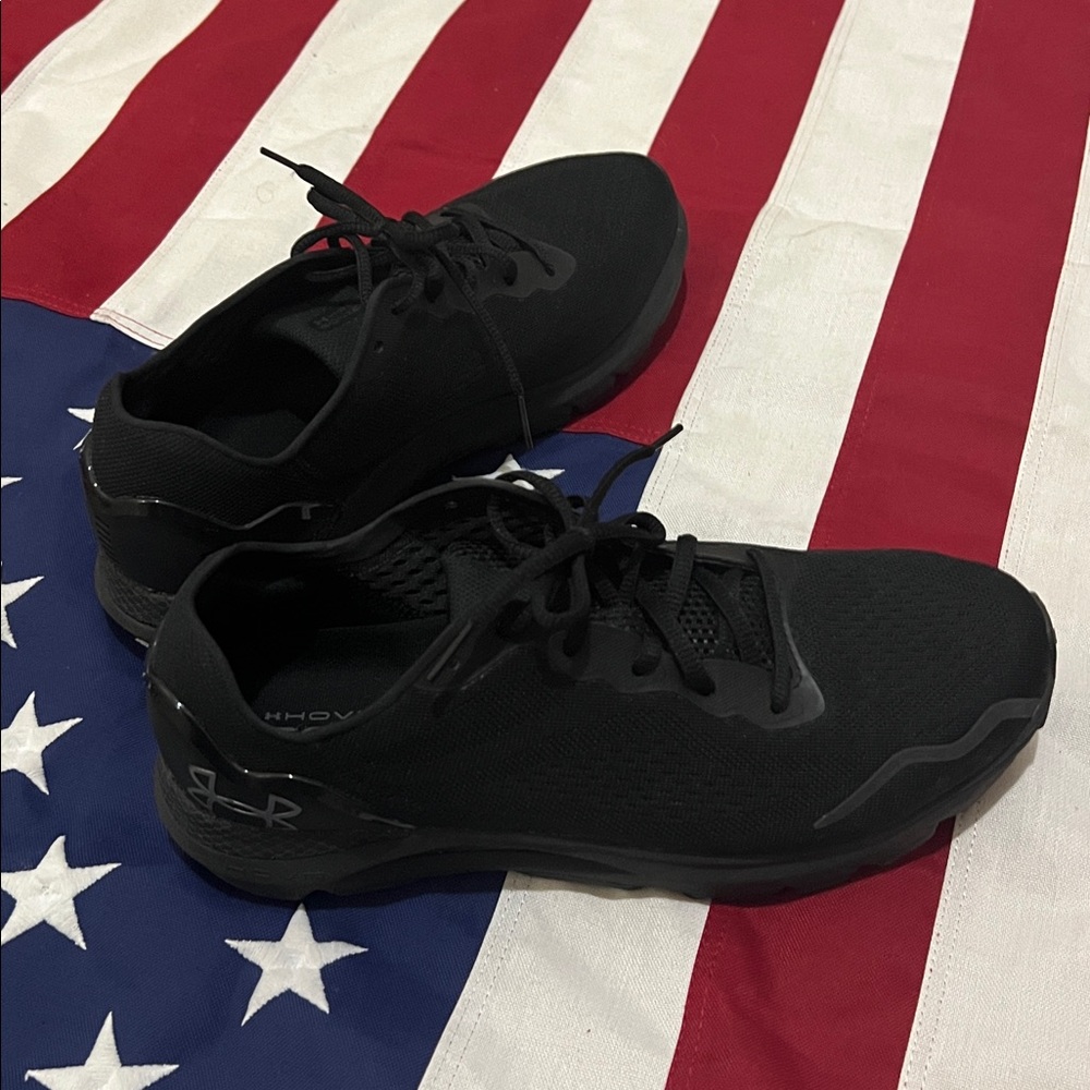 Used Under Armour gym shoes